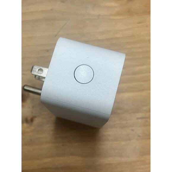 Amazon Smart Plug Used With Alexa Voice Control To Any Outlet New, No Box - Picture 3 of 4
